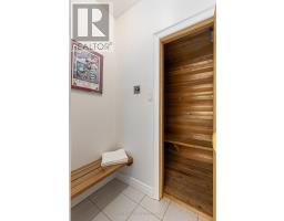 84 Walmsley Boulevard, Toronto, ON M4V1X6 Photo 41