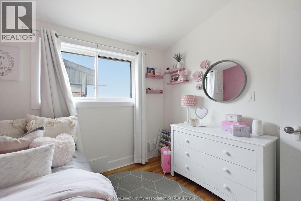 1208 BELLEPERCHE - Image 18