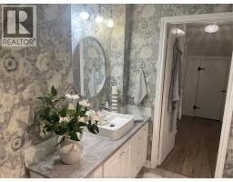 1914 Westcott Road, Windsor, ON N8W4K4 Photo 17
