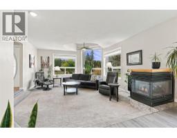 Living room - 360 Mattoch-mckeague Road, Kamloops, BC V2H1L1 Photo 10