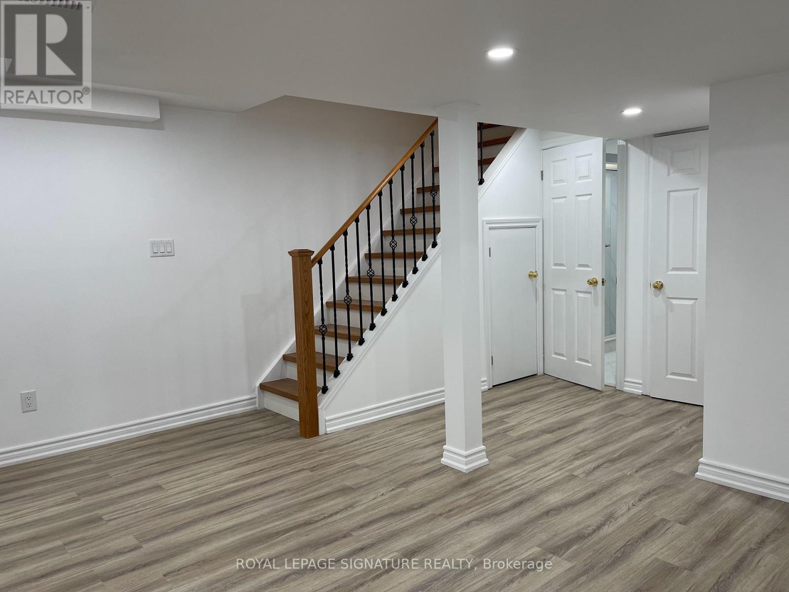 46 TARA CRESCENT, Markham (Cedarwood) — photo 2