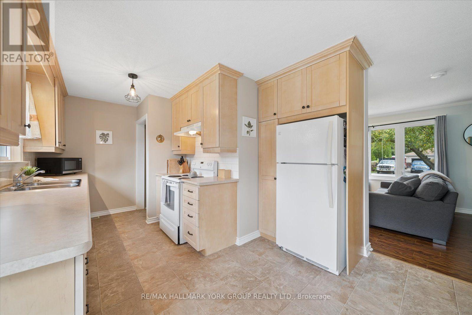 26 GEORGINA STREET - Image 15