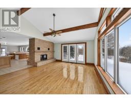 Living room - 6952 Second Line, New Tecumseth, ON L0G1W0 Photo 8