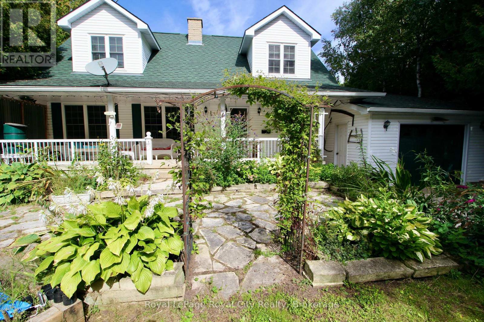 8 BROCK STREET, Northern Bruce Peninsula — photo 3