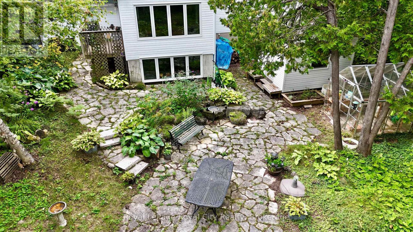8 BROCK STREET - 41