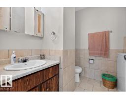 10033 155 Street Nw, Edmonton, AB T5P2L4 Photo 29