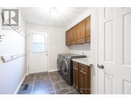 1033 Fair Birch Drive, Mississauga, ON L5H1M4 Photo 19