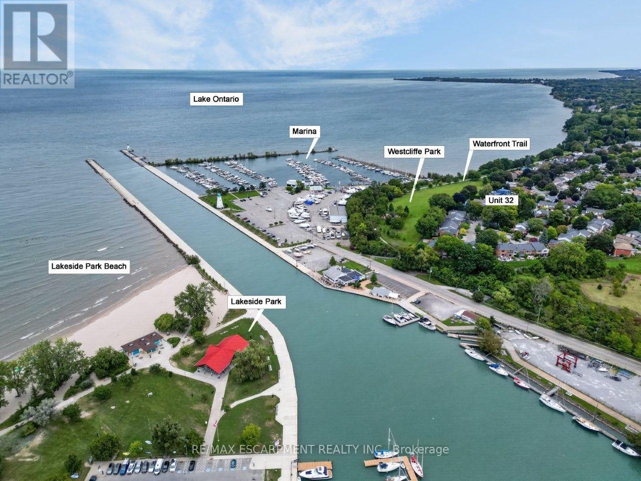 32 - 5 CARN CASTLE GATE, St. Catharines (Lakeshore) — photo 2