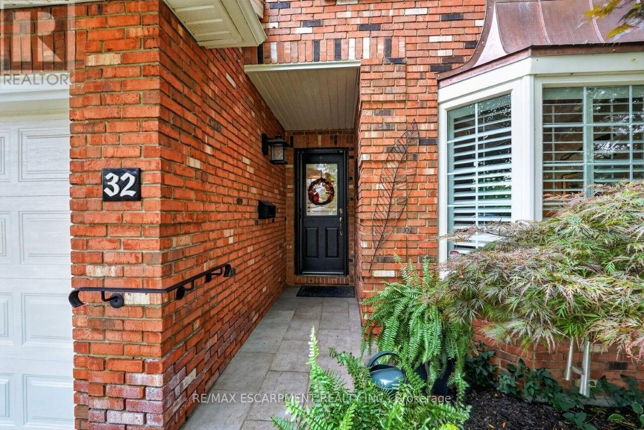 32 - 5 CARN CASTLE GATE, St. Catharines (Lakeshore) — photo 3