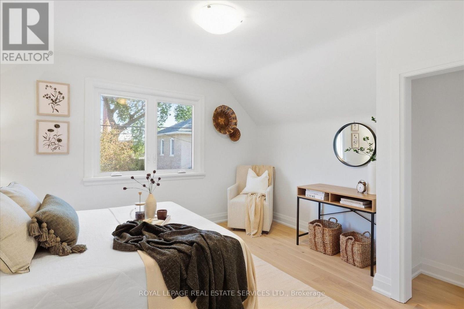 193 RUTHERFORD AVENUE - 24