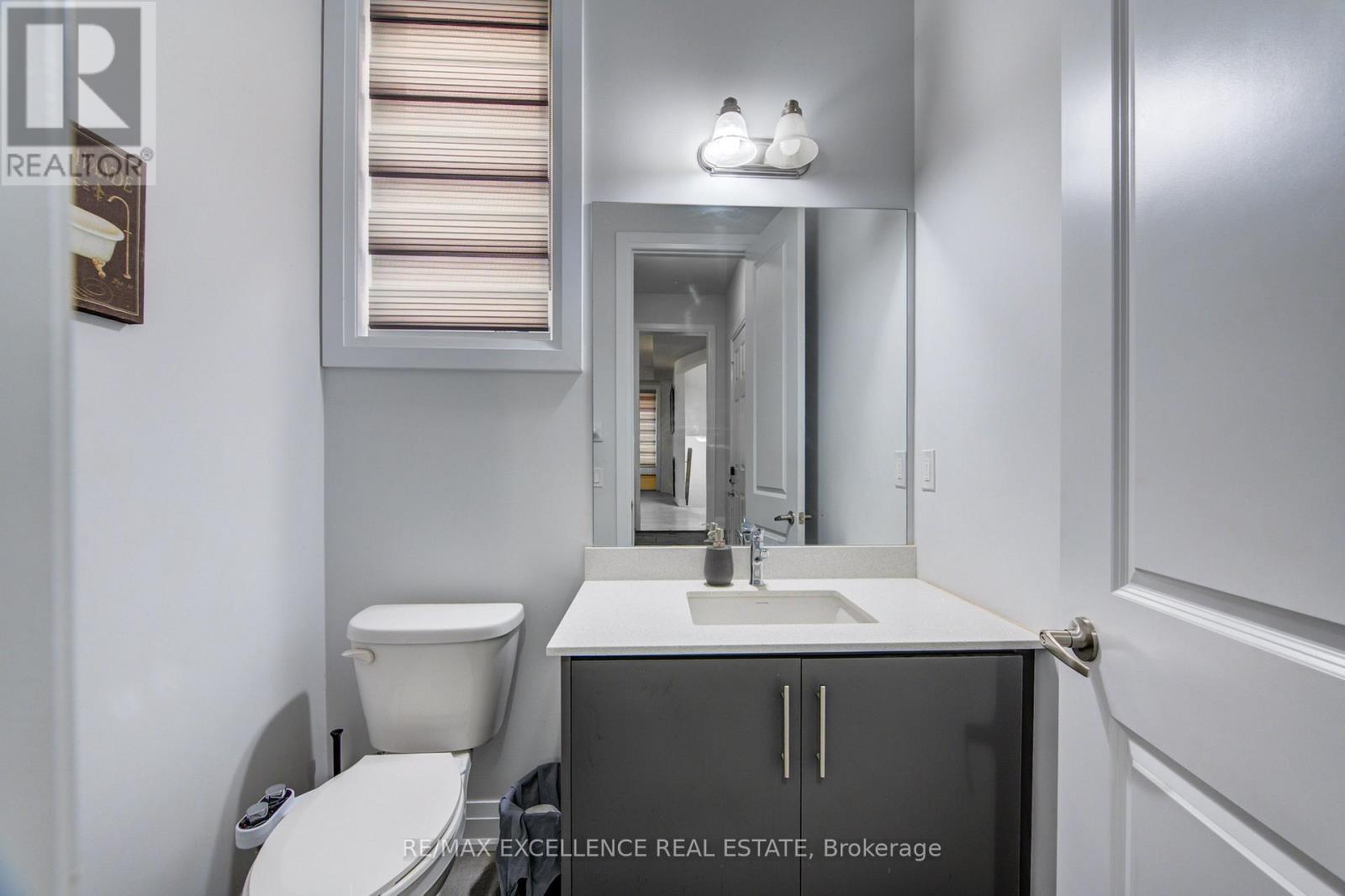 1080 EDINBURGH DRIVE - 23