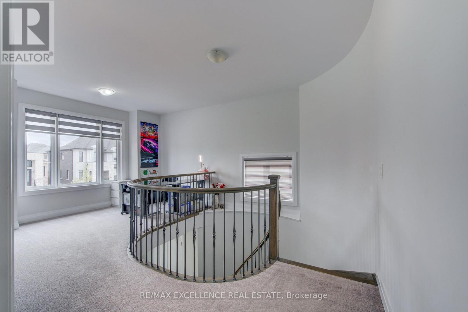 1080 EDINBURGH DRIVE - 24