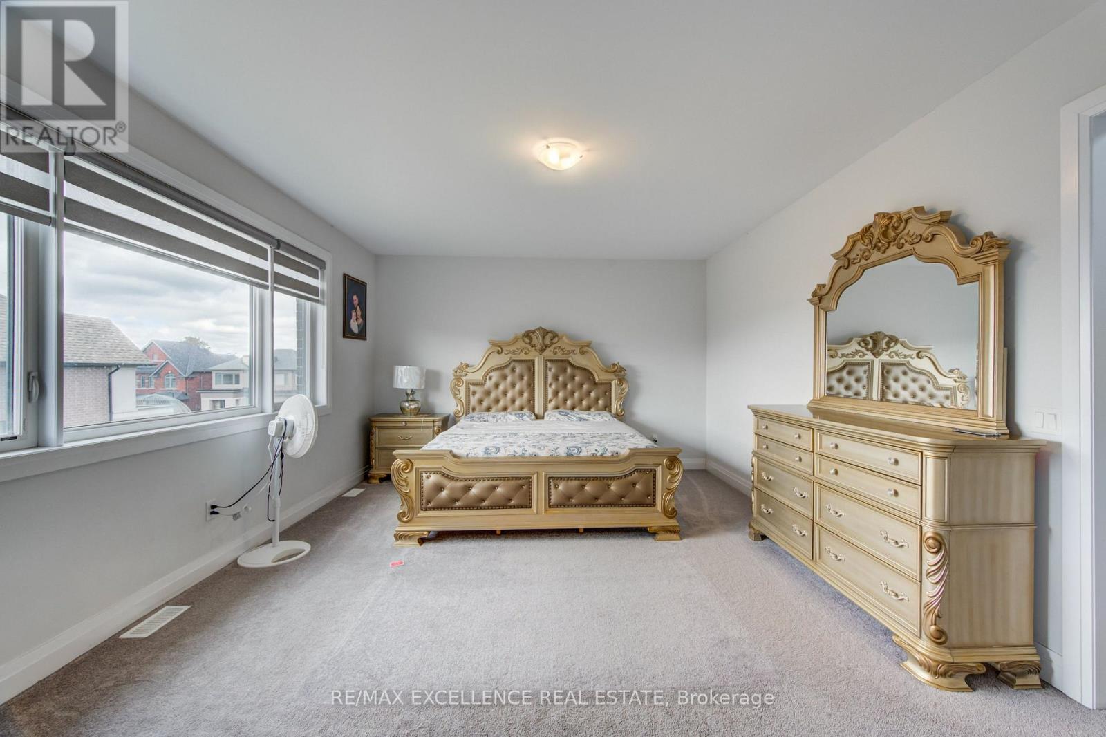 1080 EDINBURGH DRIVE - 33