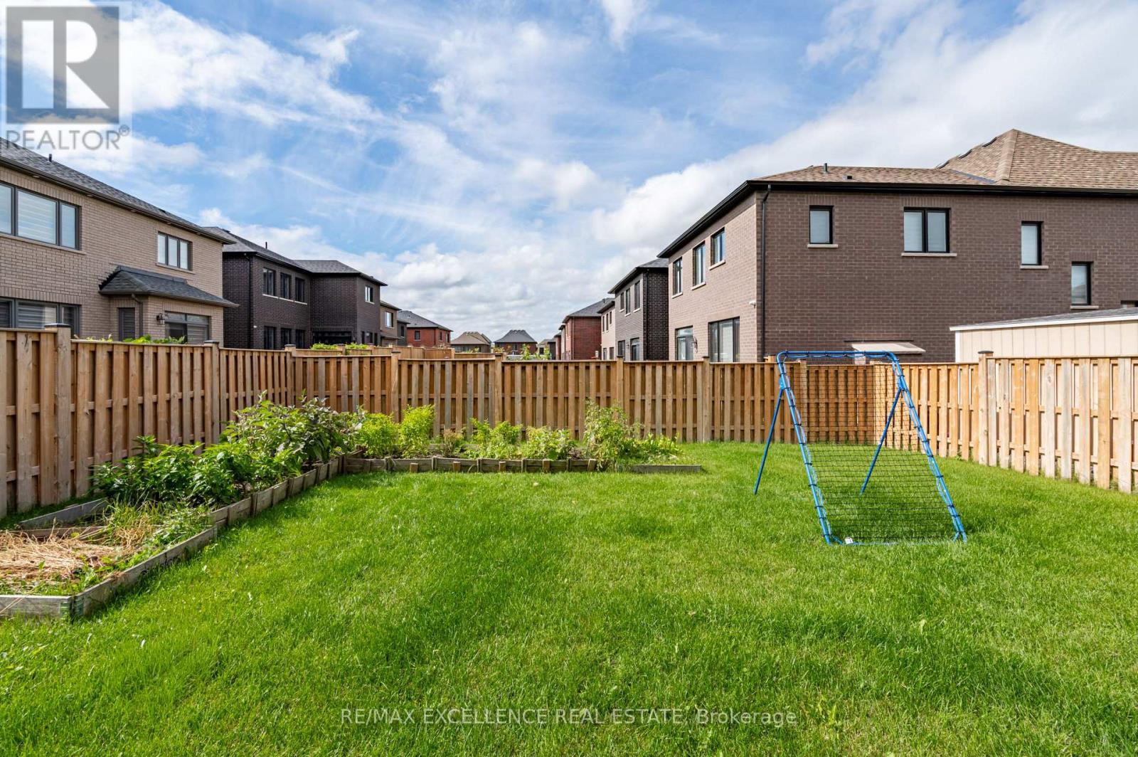 1080 EDINBURGH DRIVE - 45