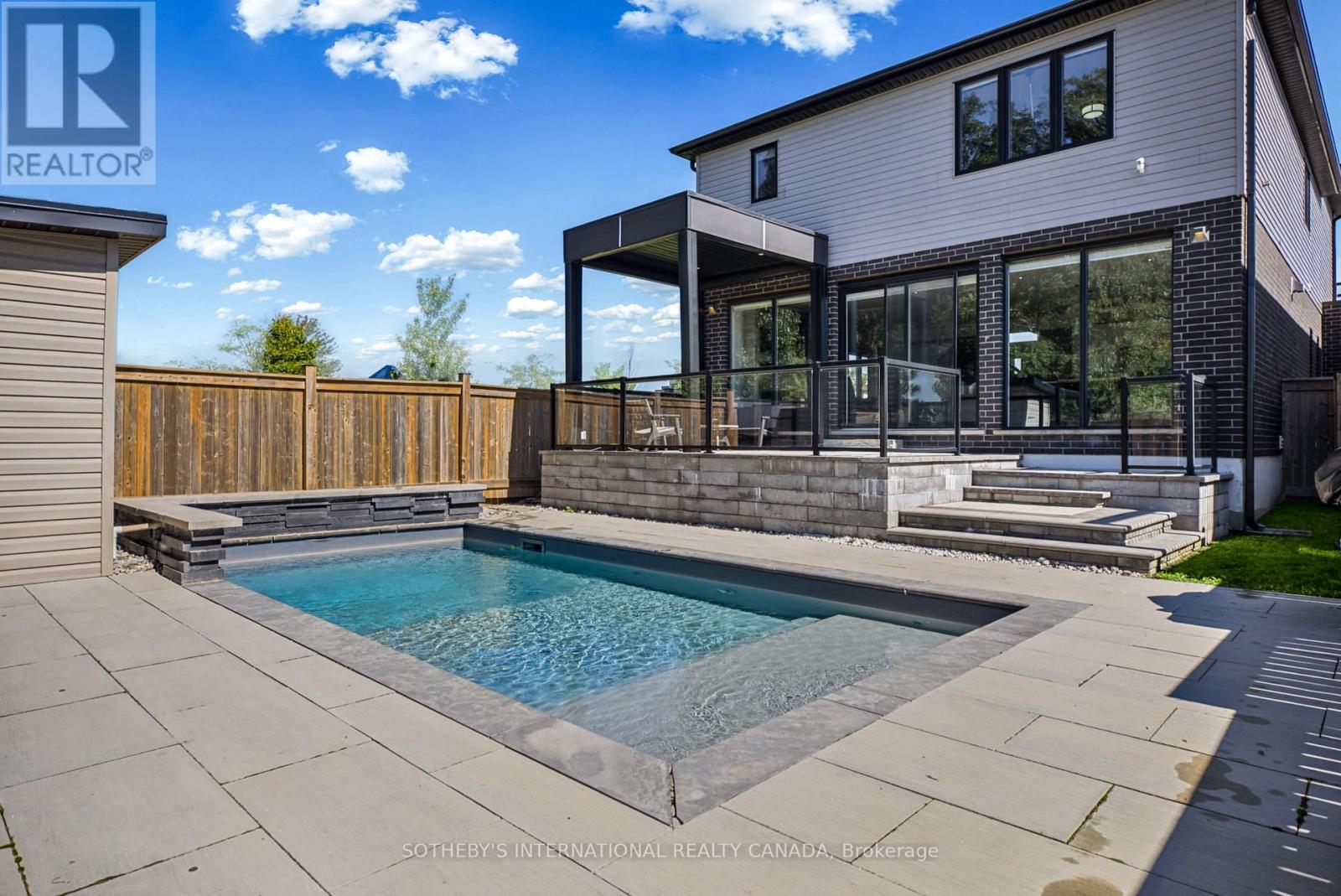2229 WATEROAK DRIVE - 36