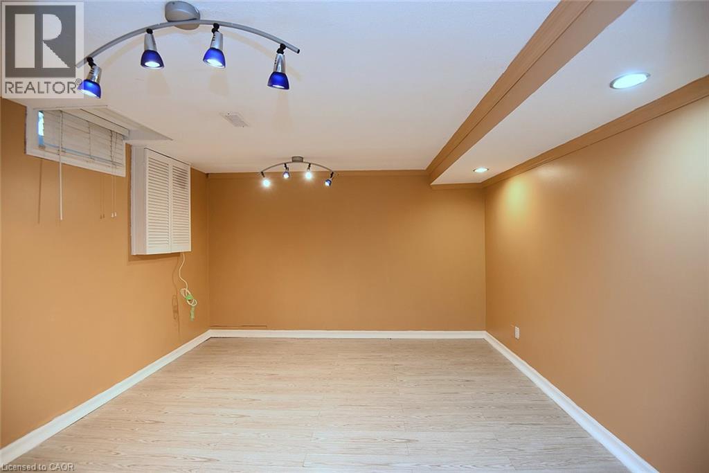 23 MEGNA Court Unit# Basement, Hamilton — photo 12