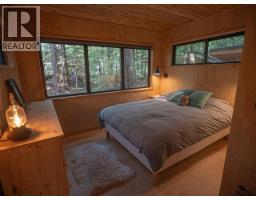 Primary Bedroom - 1016/1018 Johnson Lane, Savary Island, BC V0N2G0 Photo 6