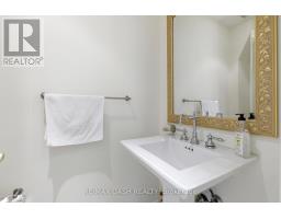 Bedroom 2 - 268 Lonsdale Road, Toronto, ON M4V1X1 Photo 19
