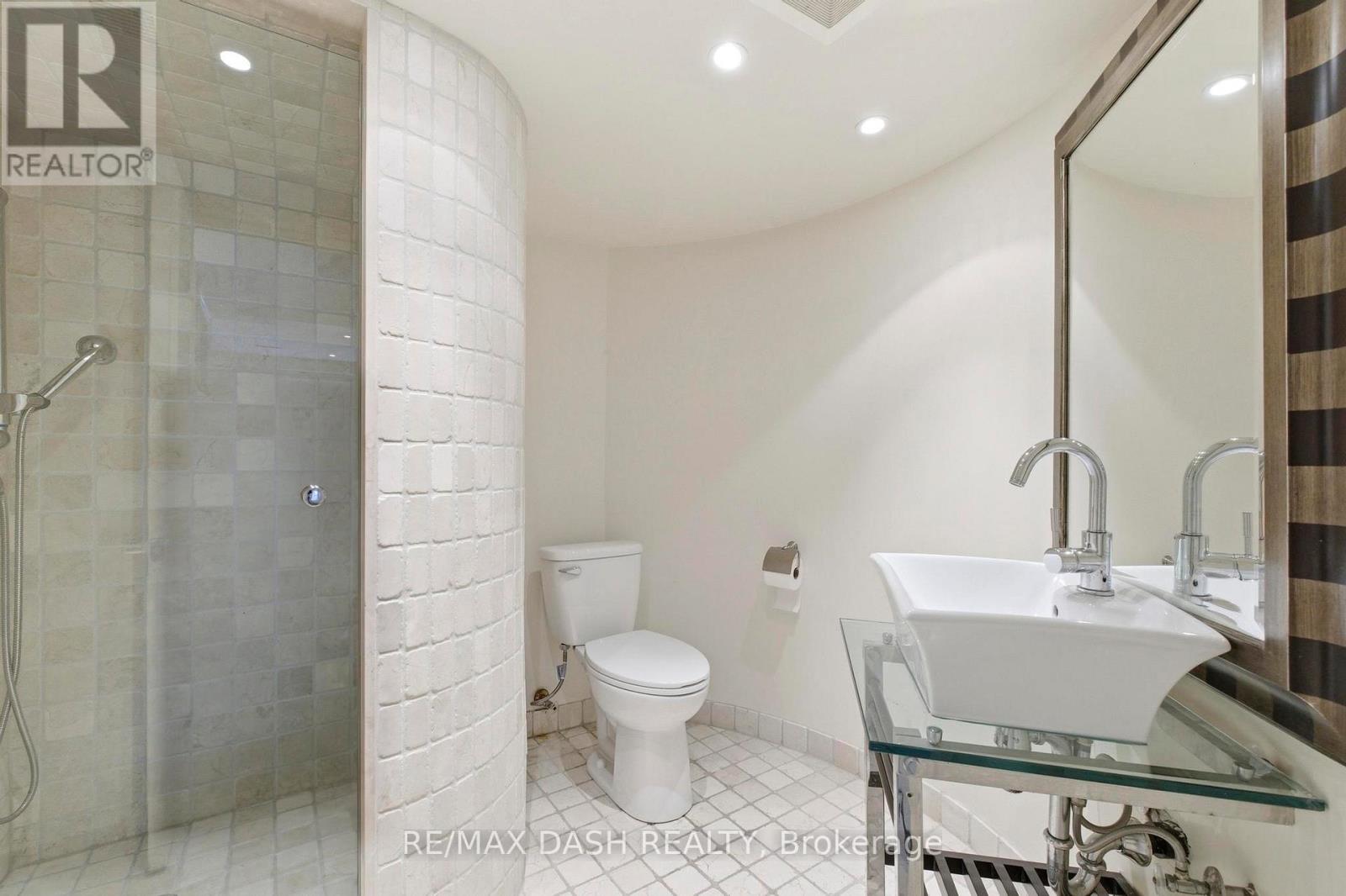 268 LONSDALE ROAD - Image 35