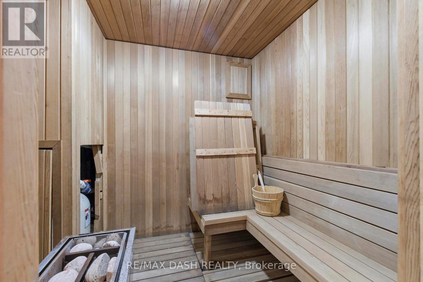 268 LONSDALE ROAD - Image 37