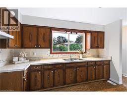 4pc Bathroom - 33 Coachwood Road, Brantford, ON N3R3R5 Photo 6