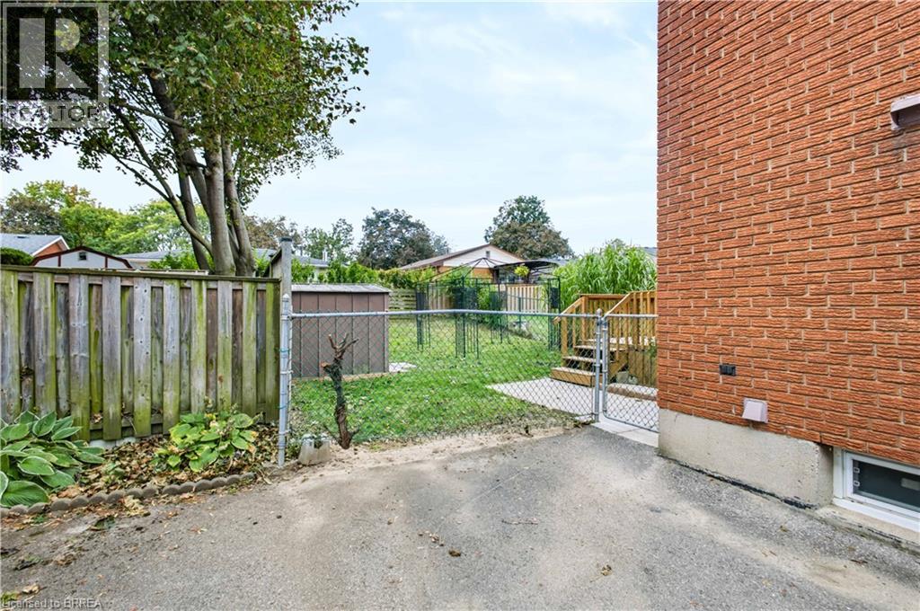 33 COACHWOOD Road - Image 29