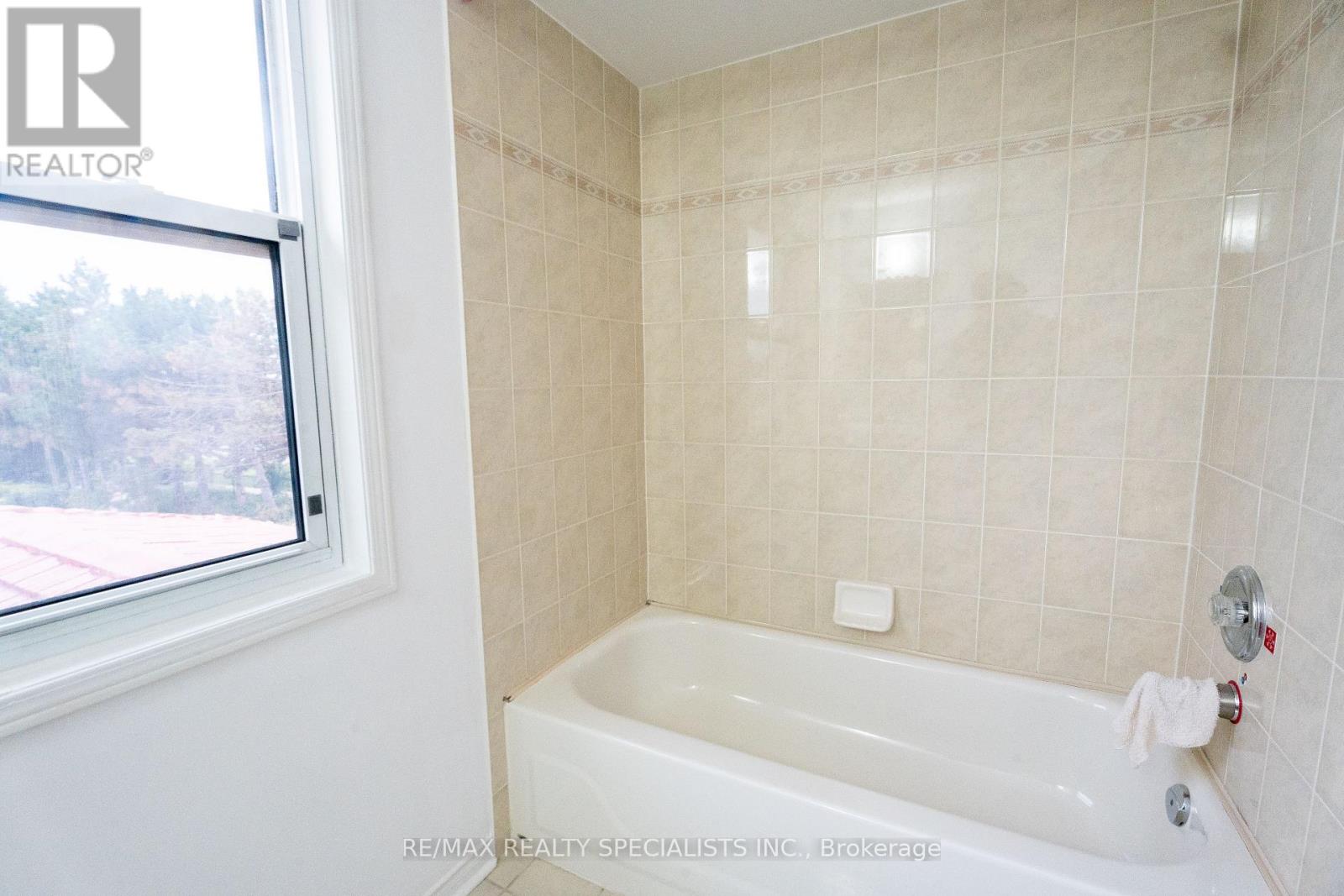 25 CARABRAM COURT - Image 22