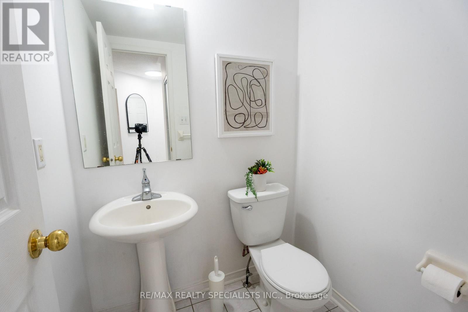 25 CARABRAM COURT - Image 20