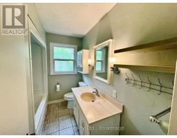 122 Selgrove Crescent, Oakville, ON L6L1L3 Photo 9