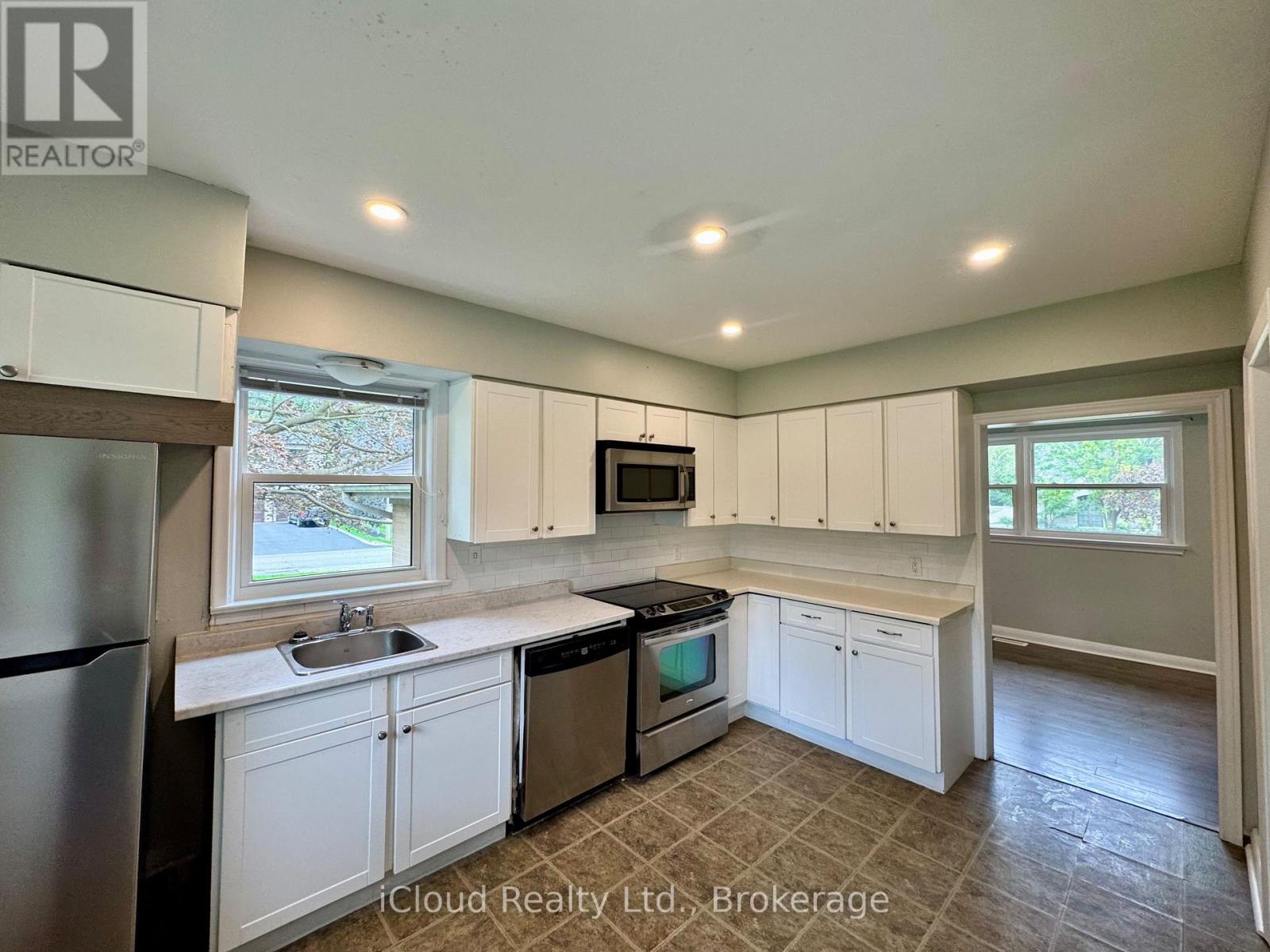 122 SELGROVE CRESCENT, Oakville (SW Southwest) — photo 7