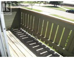 39 Meadowlark Boulevard N - photo 18