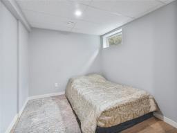 32 Julia Road, Winnipeg, MB R2N4M5 Photo 36