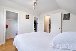 761 Harbison Avenue, Winnipeg, MB R2L0Z4 Photo 12