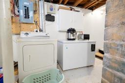 761 Harbison Avenue, Winnipeg, MB R2L0Z4 Photo 19