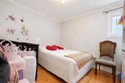761 Harbison Avenue, Winnipeg, MB R2L0Z4 Photo 9