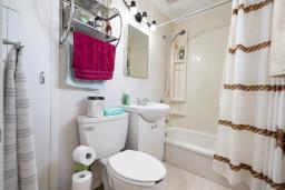 761 Harbison Avenue, Winnipeg, MB R2L0Z4 Photo 10