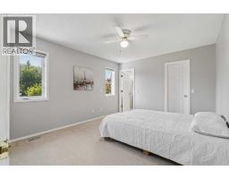 10433 Hidden Valley Drive Nw, Calgary, AB T3A5M2 Photo 15