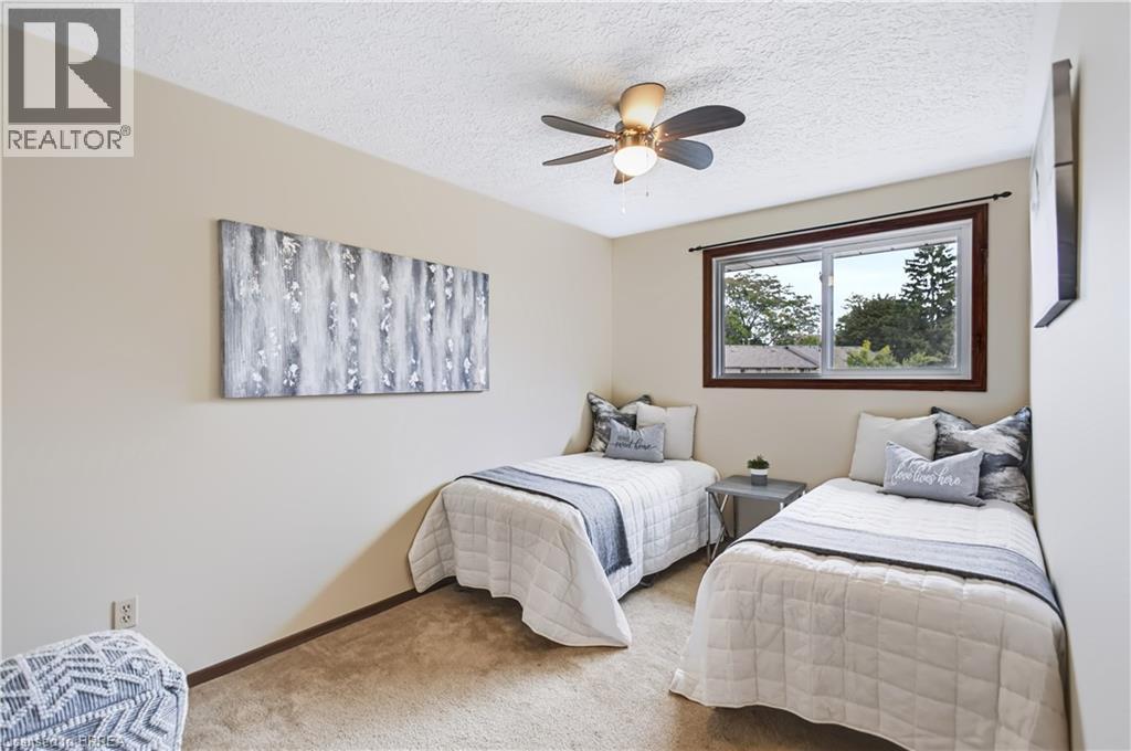 35 COACHWOOD Road - Image 14