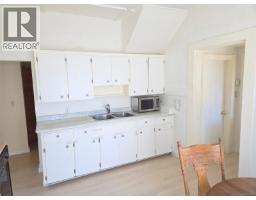 Kitchen - 236 Crease Ave, Saanich, BC V8Z1S9 Photo 9