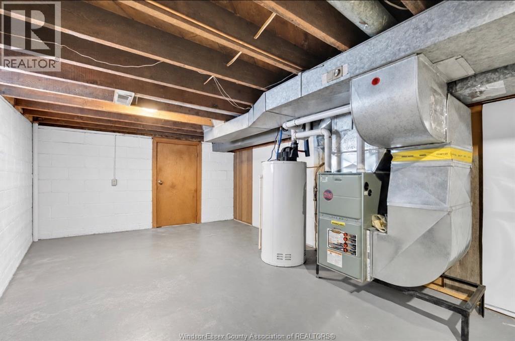 1794 GLADSTONE - Image 18