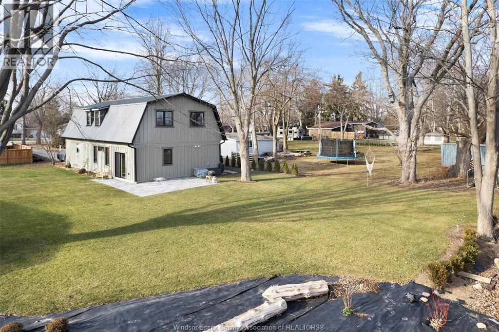 942 ERIE AVENUE - 21