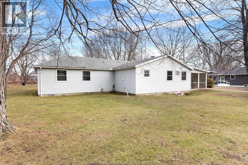 942 ERIE AVENUE - 24