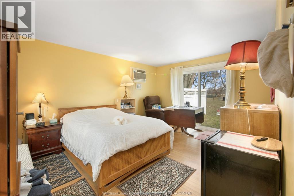 942 ERIE AVENUE - 35