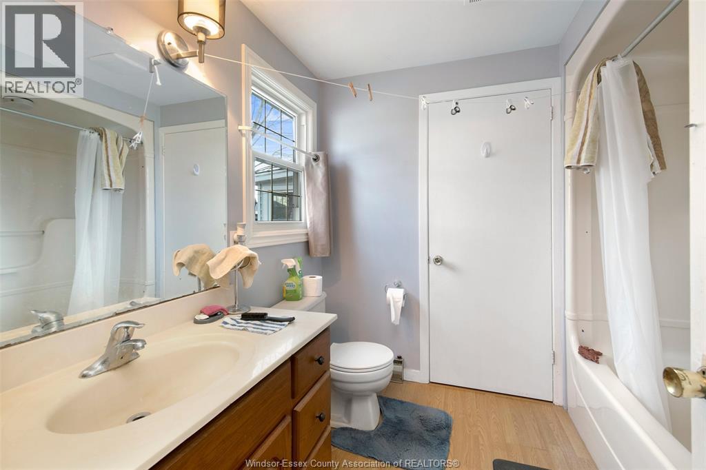 942 ERIE AVENUE - 37