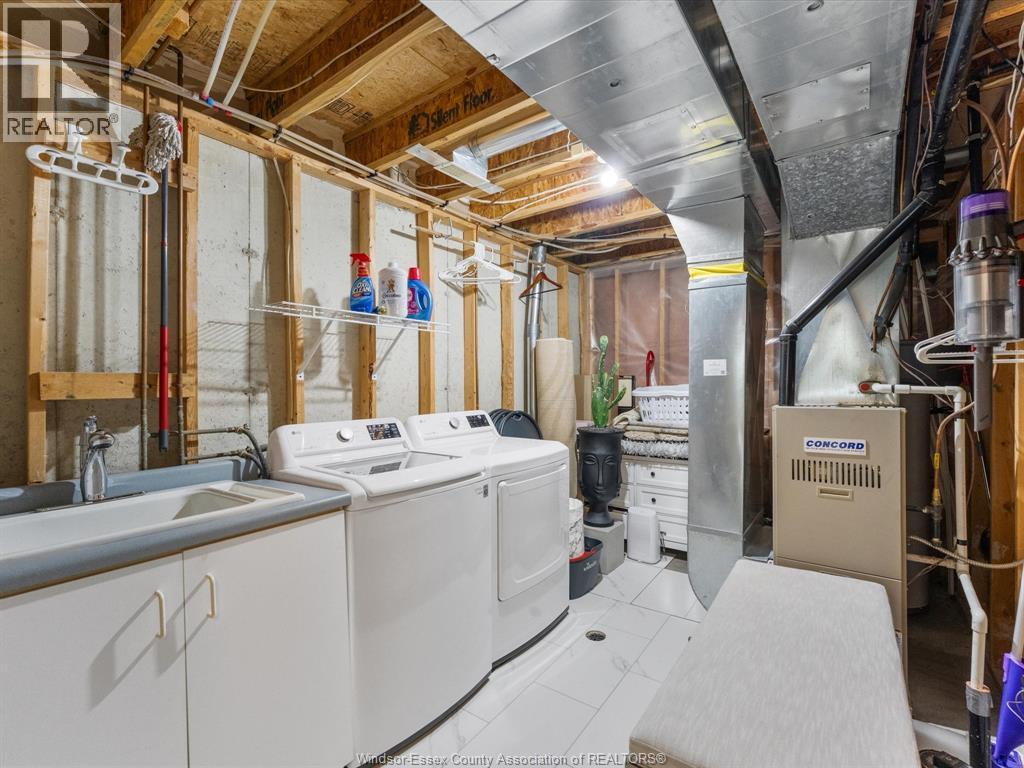 908 MICHAEL DRIVE - 30