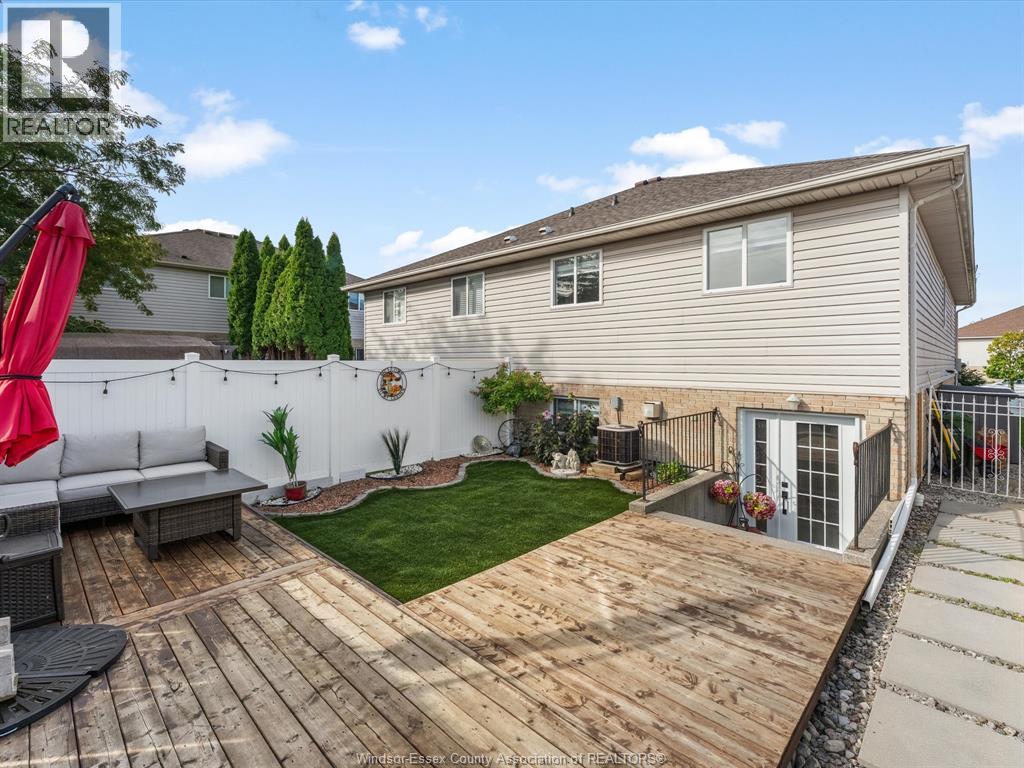 908 MICHAEL DRIVE - 33