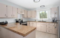 74063 Pth10 Highway, Rapid City, MB R0K1W0 Photo 7