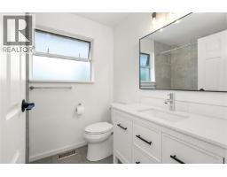 8108 Southwind Dr, Lantzville, BC V0R2H0 Photo 31