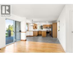 Living room - 8108 Southwind Dr, Lantzville, BC V0R2H0 Photo 20