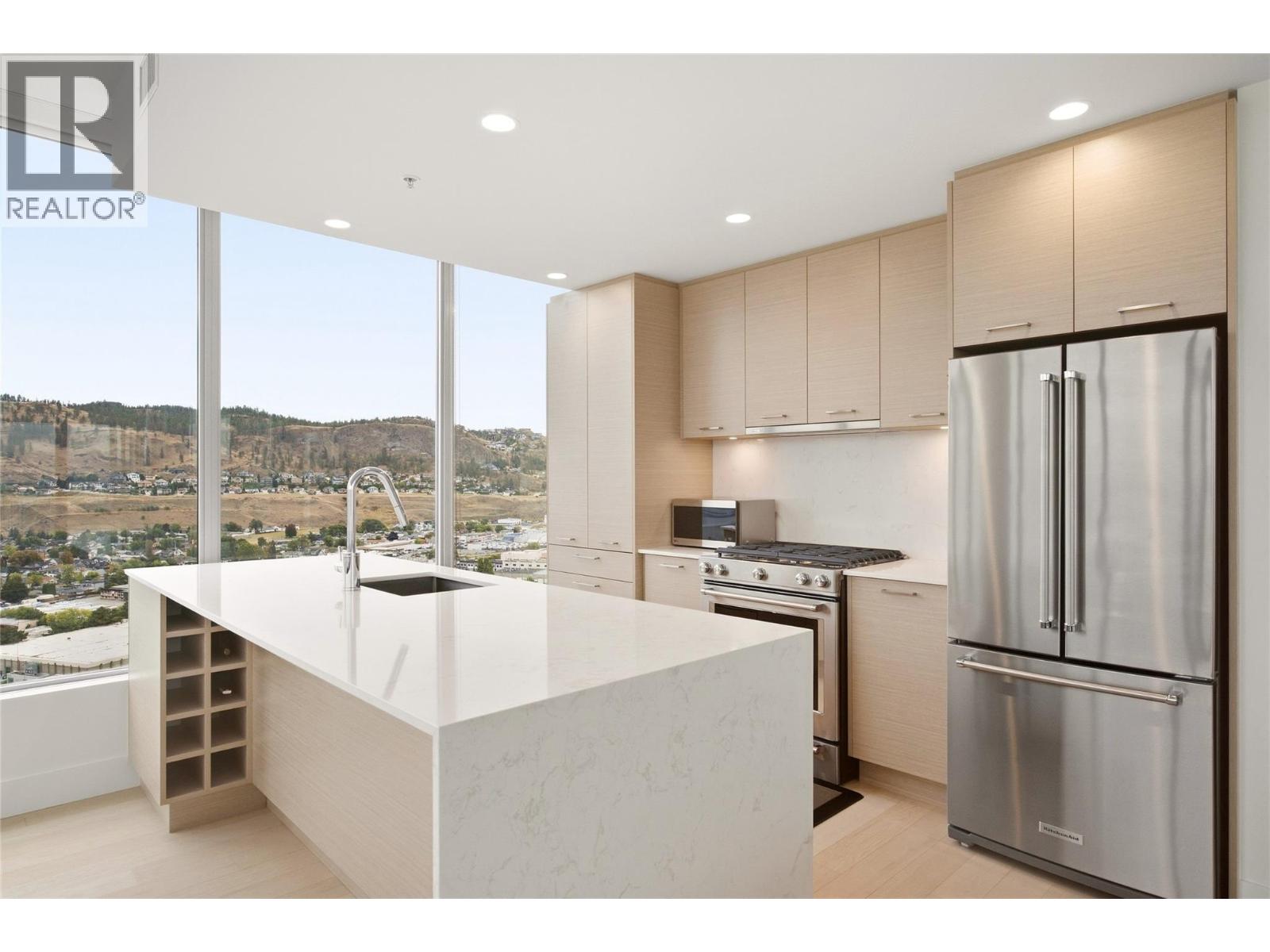 2306 1181 Sunset Drive, Kelowna